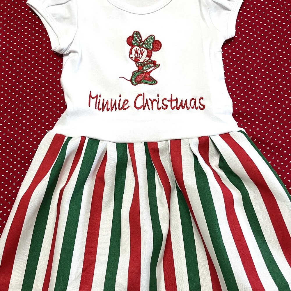 Minnie Christmas T-shirt Dress Size: 2 with Embroidery on front Red "Minnie"